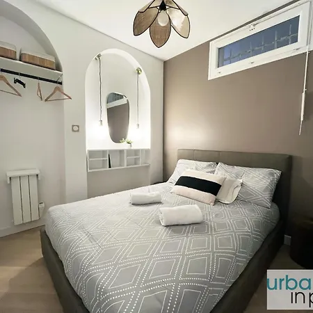 Urban Flat 178 - Cosy 2 Bedroom In Center Of